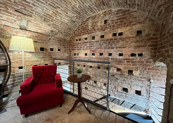 Lejlighed Medieval Nest History Art And Design In Medieval Tower With Terrace